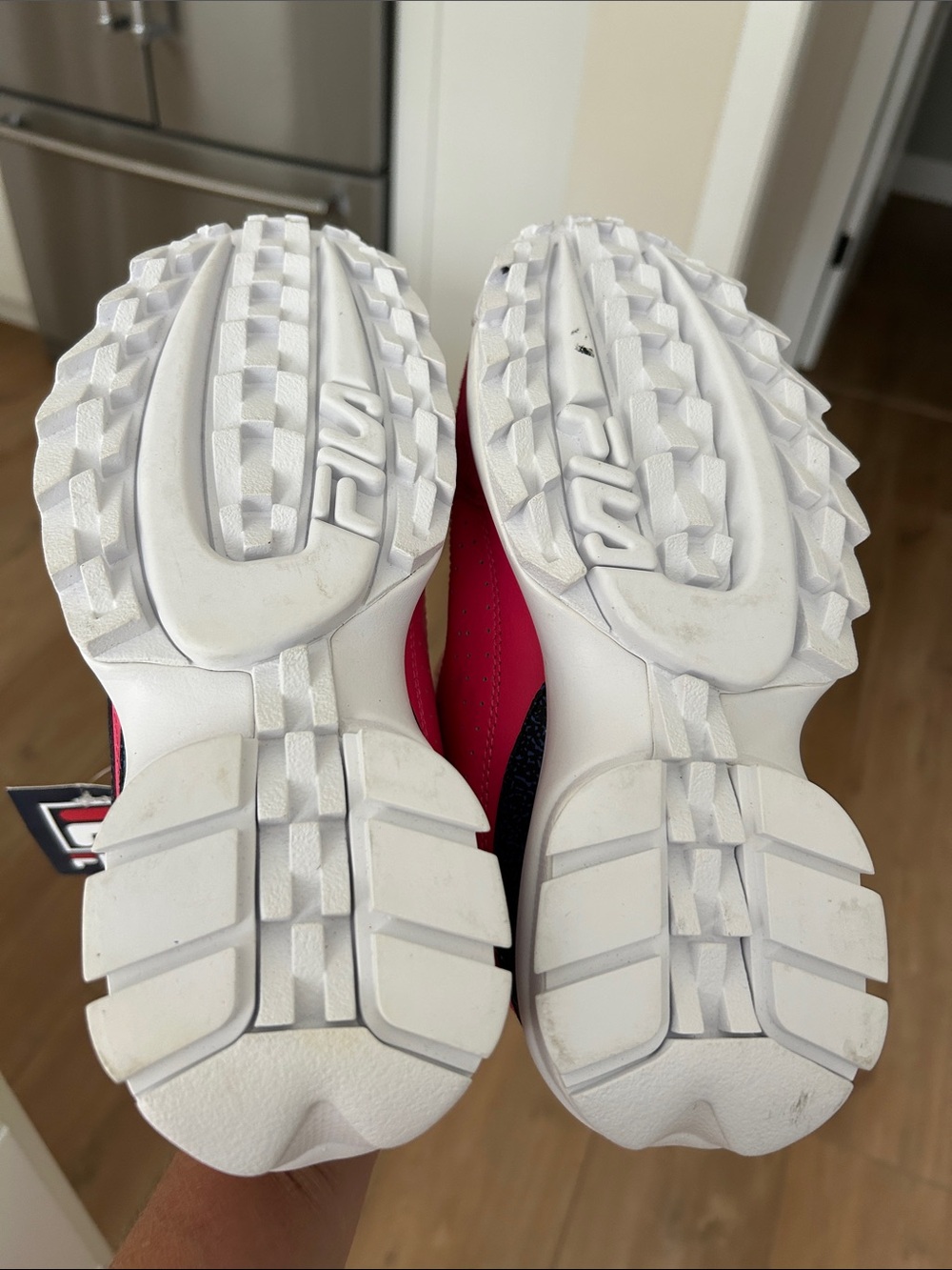 NWT - FILA Disruptor 2 Premium Sneakers Athletic Shoes - Picture 9 of 9